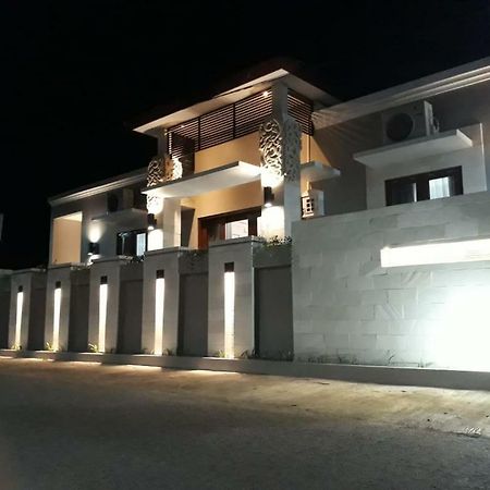 Imperial Villa Syariah Jogjacarta Exterior foto