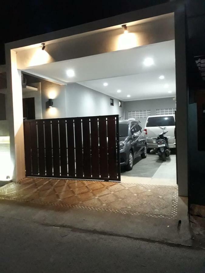 Imperial Villa Syariah Jogjacarta Exterior foto