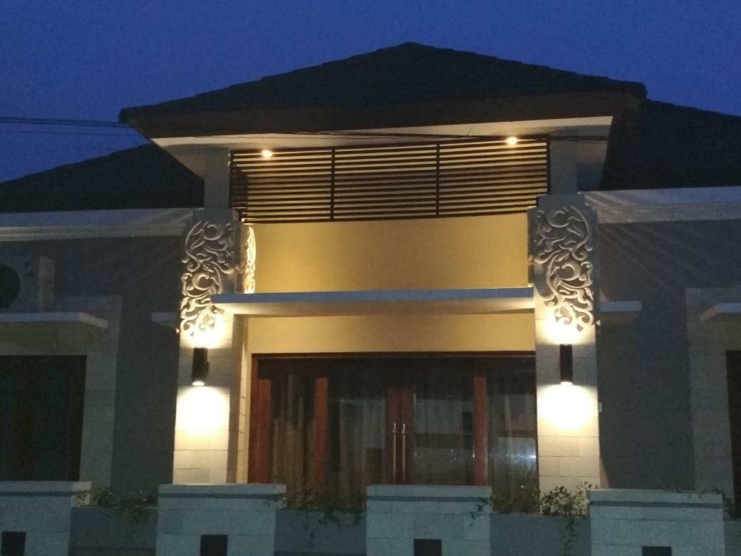 Imperial Villa Syariah Jogjacarta Exterior foto