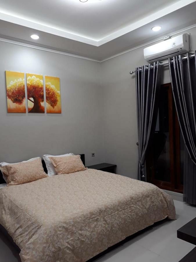 Imperial Villa Syariah Jogjacarta Exterior foto